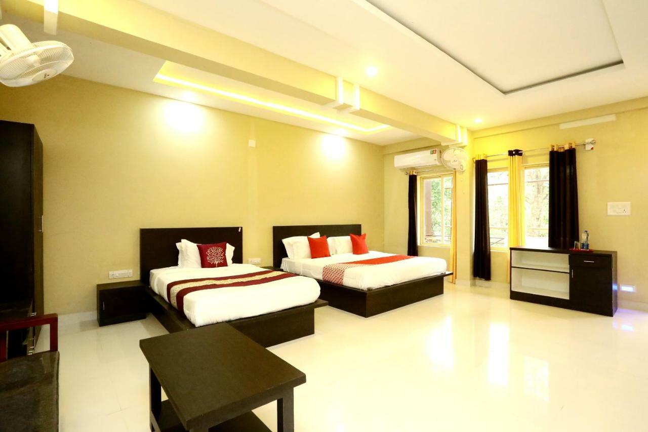 Oyo 12978 Igloo Residency Hotel Vythiri Ngoại thất bức ảnh